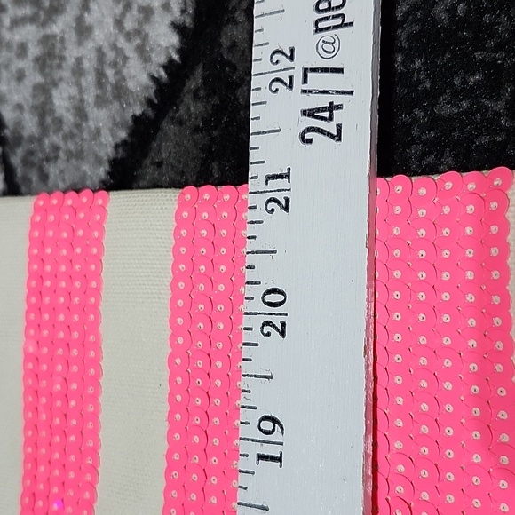 VICTORIA SECRET 2016 OMBRE SEQUINS STRIPED CANVAS CARRY-ALL TOTE BAG - Picture 4 of 10